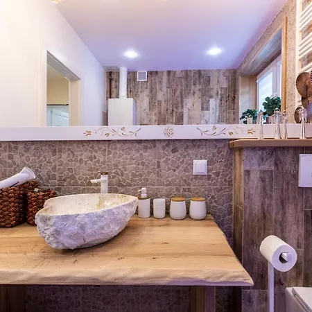 Bunia W Zakopanem Z Jacuzzi Apartment *