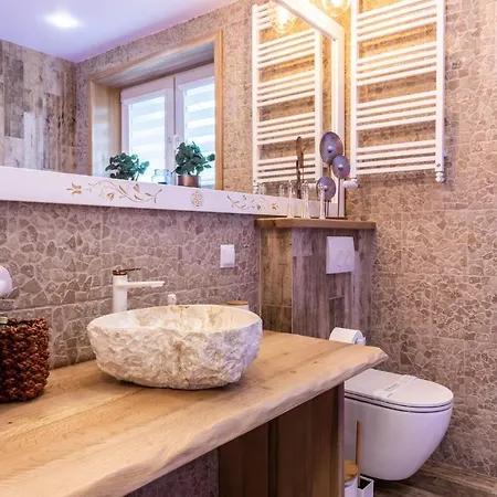 아파트 Bunia W Zakopanem Z Jacuzzi 자코파네