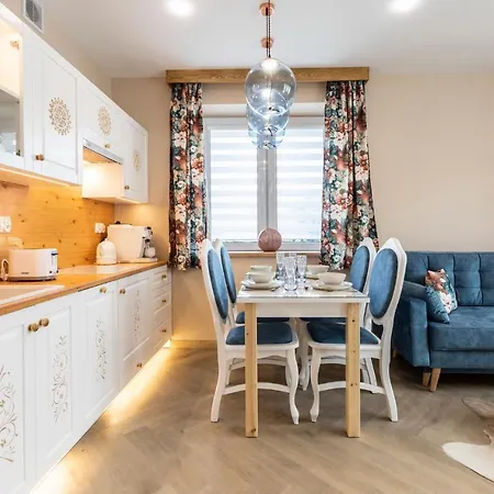 Bunia W Zakopanem Z Jacuzzi * 자코파네