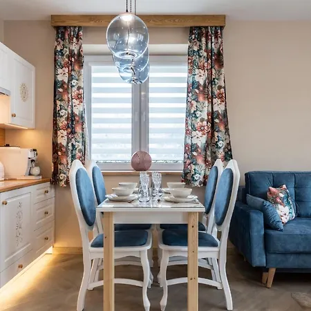 아파트 Bunia W Zakopanem Z Jacuzzi 자코파네