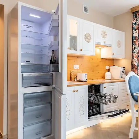 Bunia W Zakopanem Z Jacuzzi Apartmán *